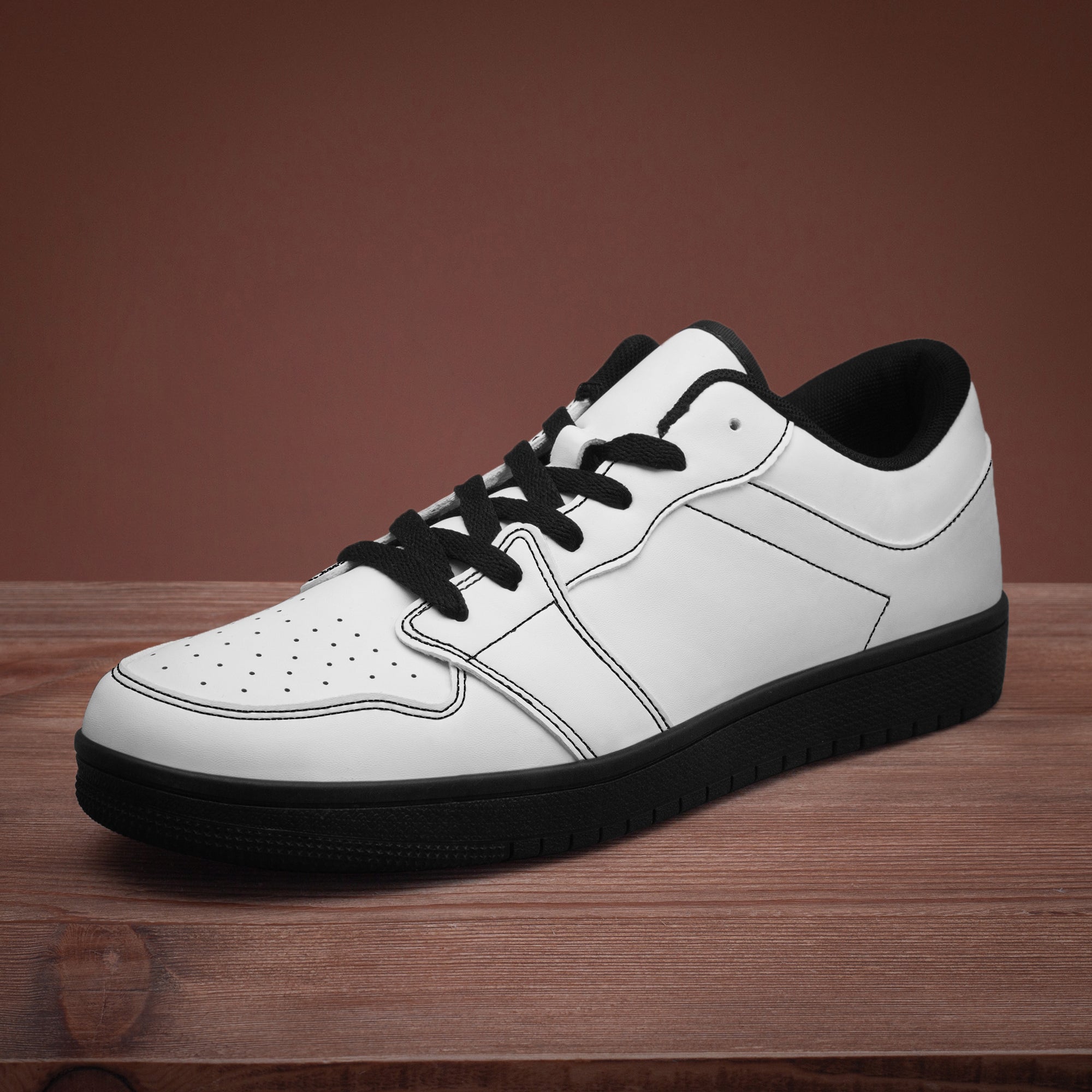 Low-Top Leather Sneakers - Black Sole